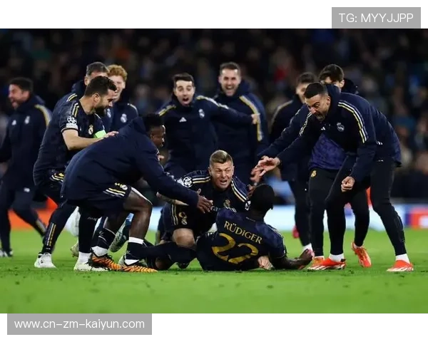 欧冠焦点：皇马淘汰赛首回合险胜拜仁，次回合悬念十足，皇马将迎欧冠生死战